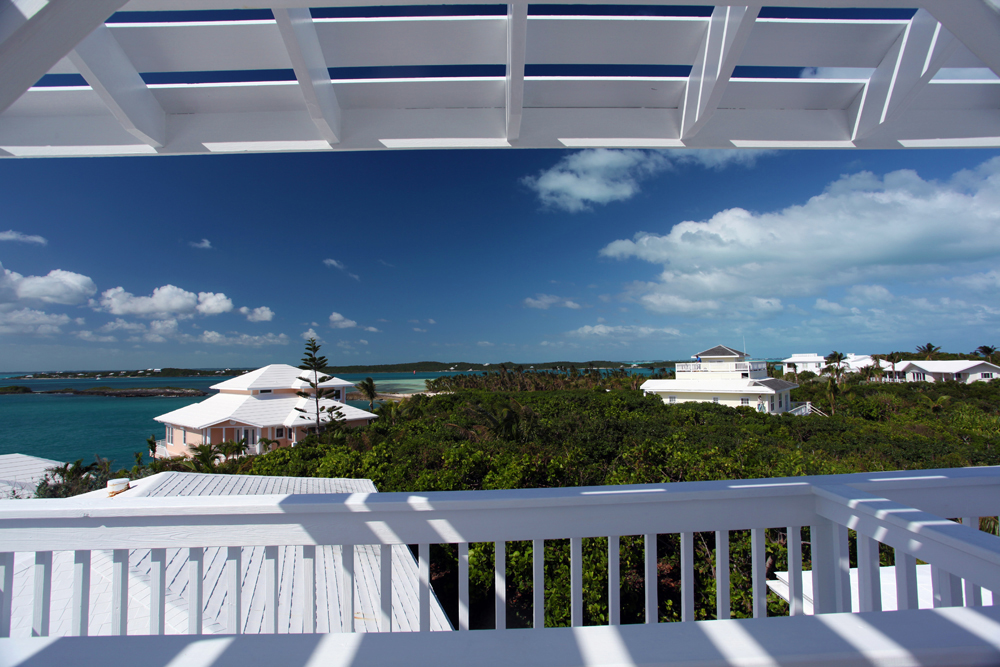 a wonderful picture of the sights and times that await you at Barefoot Bay